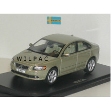 Volvo S40 2008 gekko green metallic Motor Art 1:43